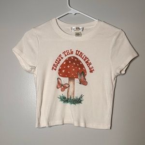 Cut and Paste White Mushroom T-Shirt Size Medium